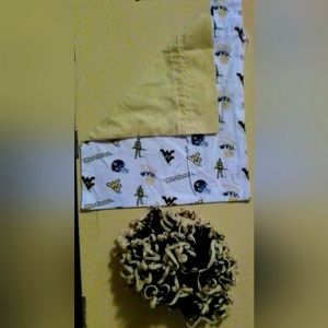 WVU DRAWSTRING BAG & POM-POM
